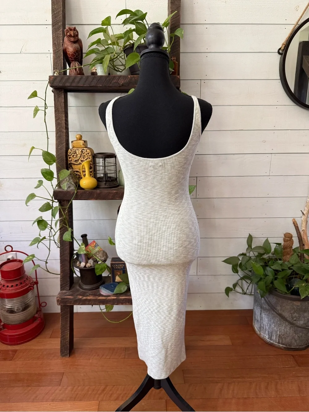 Abercrombie & Fitch Sleeveless Ribbed Maxi Dress in Light Gray